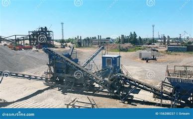 圍攻大菠蘿_內(nèi)置0.1折武器之王_龍辰福利版